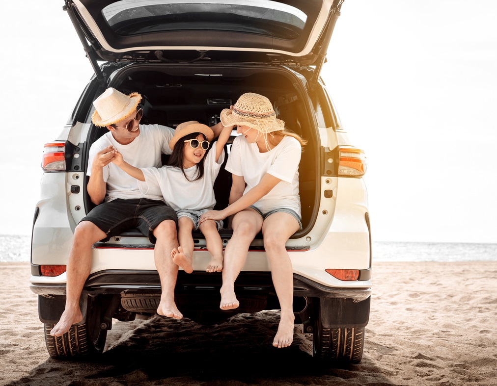 auto famiglia parcheggio