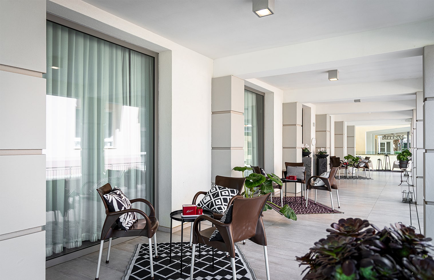 esterno ambiente bi hotel